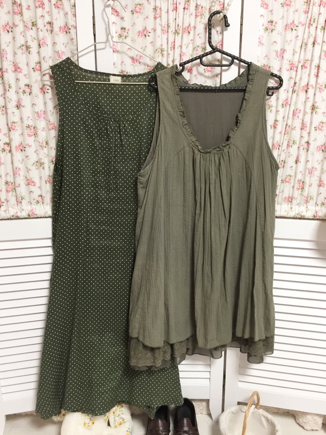 빈티지 카키 레이스 슬리브리스 + 카키 도트 원피스 2p 상품이미지1