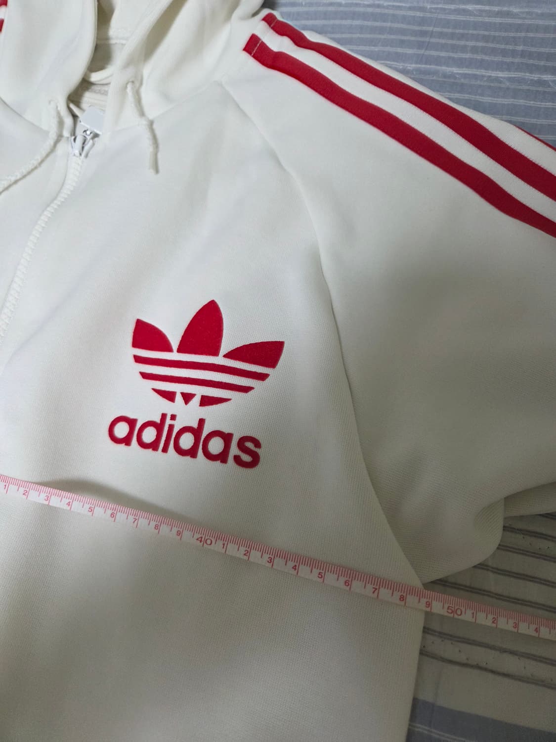 아디다스 대대장 흰빨후드플락 상품이미지7