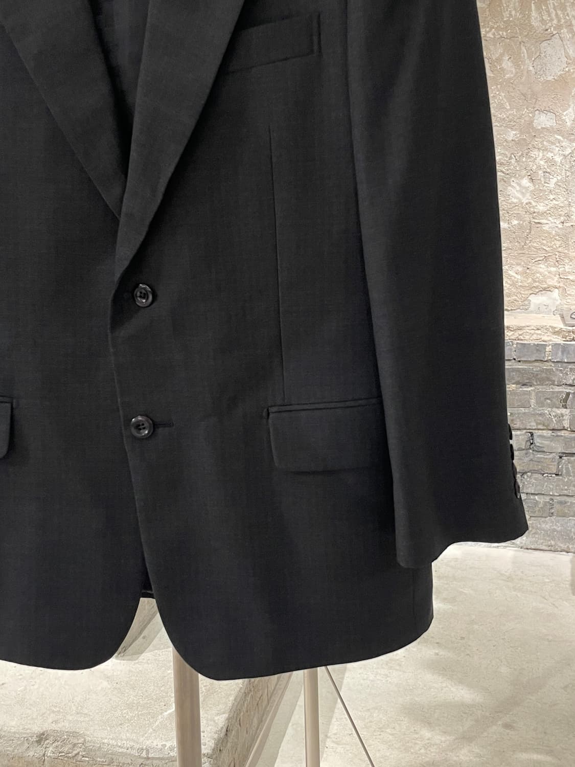 지방시 차콜 피블 스트라이프 2B 씬 블레이저 상품이미지5