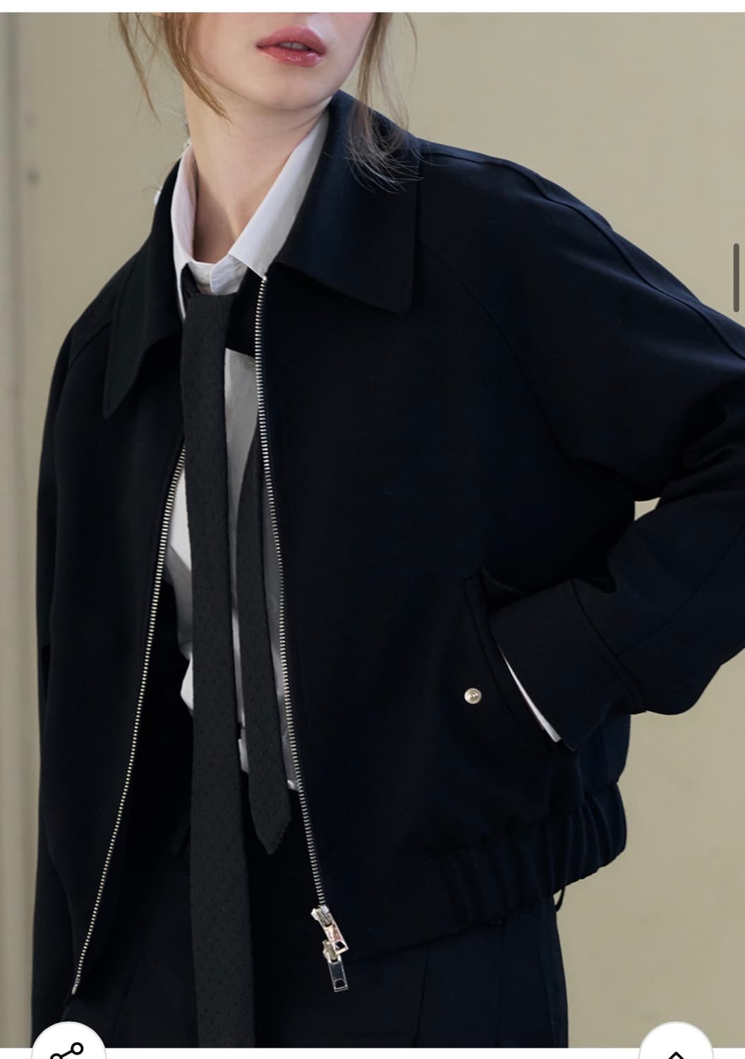 (새상품)(M) 드로우핏 우먼 울 레글런 크롭 블루종 자켓 [BLACK] 상품이미지5