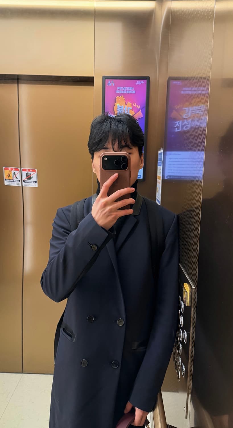 준지 레더 디테일 코트 상품이미지7