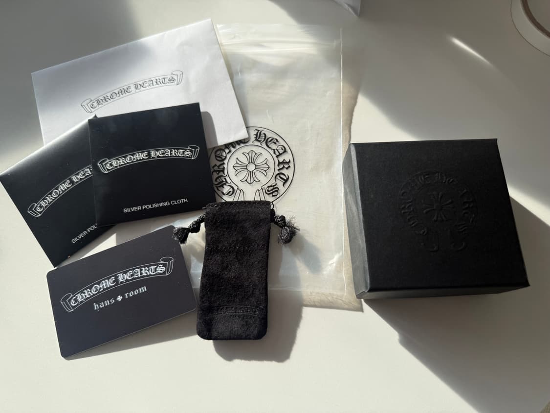 크롬하츠 원볼 타이니크로스 블랙 파베 상품이미지9