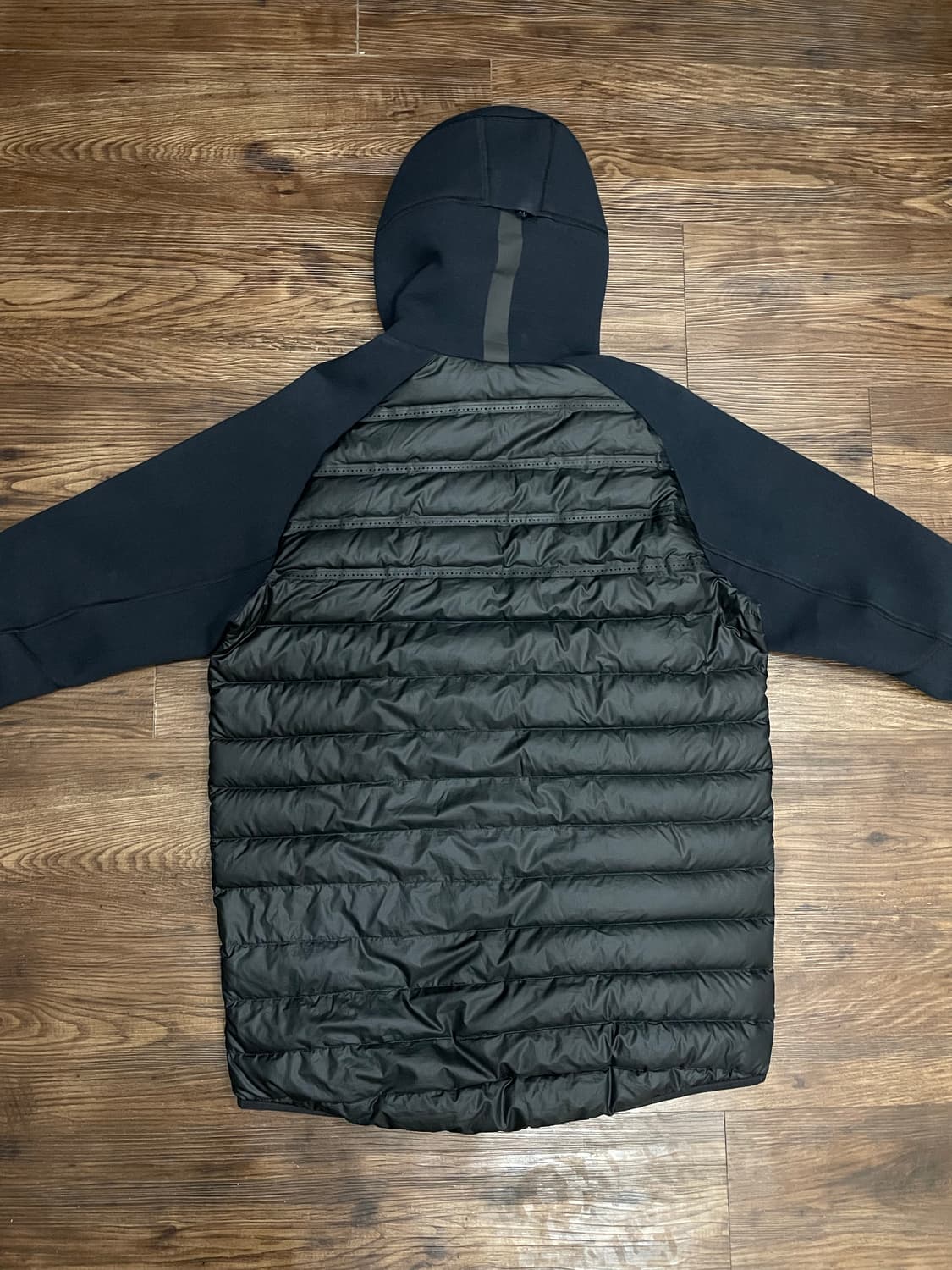 나이키 테크 플리스 에어로로프트 800 구스다운 자켓 블랙 상품이미지10