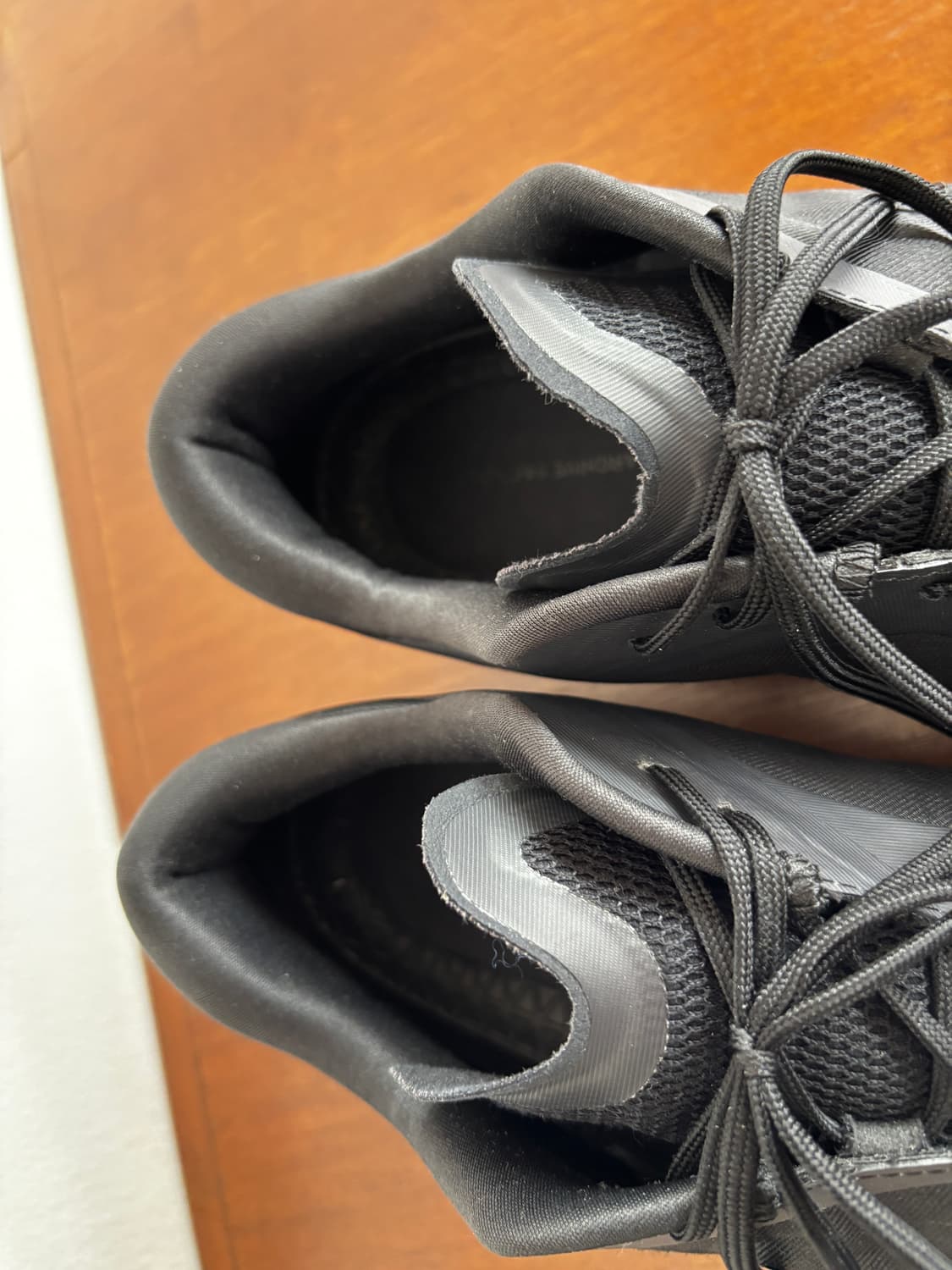 온러닝 파프 클라우드 벤처 올블랙 상품이미지3