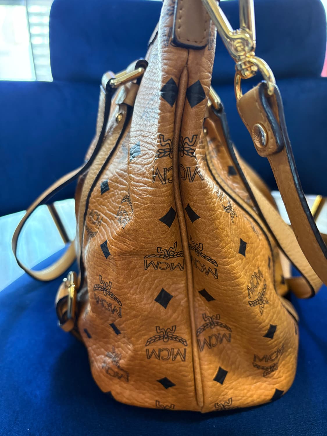 엠씨엠투웨이백 상품이미지3