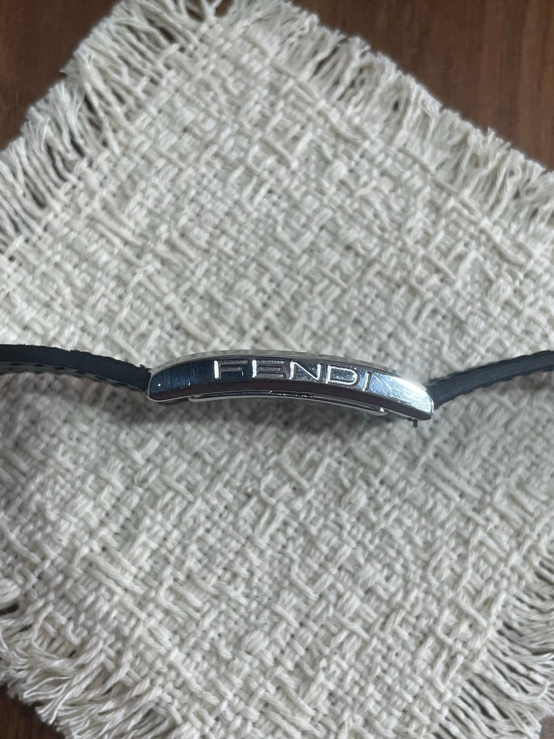 Fendi 펜디 오롤로지 7000G 스퀘어 탱크 상품이미지4