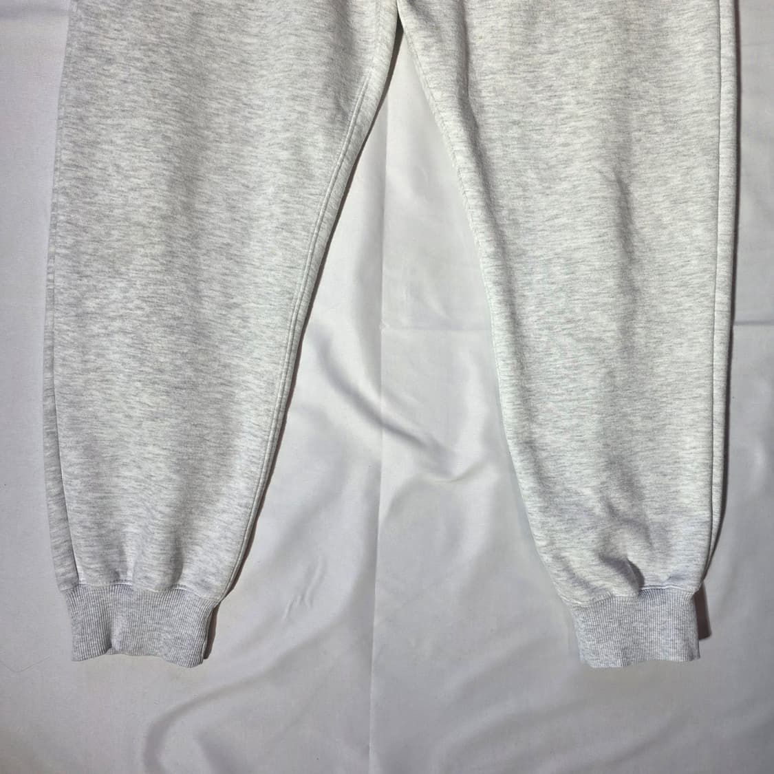 [L]아이앱 스튜디오 라이트그레이 스웻 조거 팬츠 상품이미지3