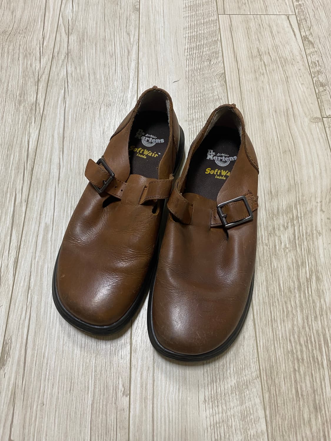 닥터마틴 패트리샤 브라운 250 상품이미지1