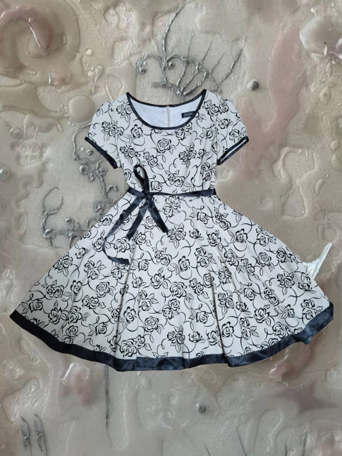 일본 빈티지 레스트로즈 플레어 블랙 장미 패턴 원피스 하객룩 상품이미지1