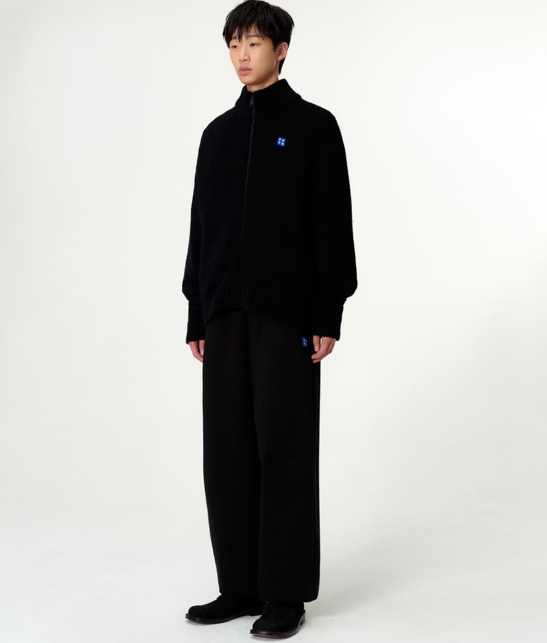 아더에러 시그니피컨트 니트집업 블랙 상품이미지1