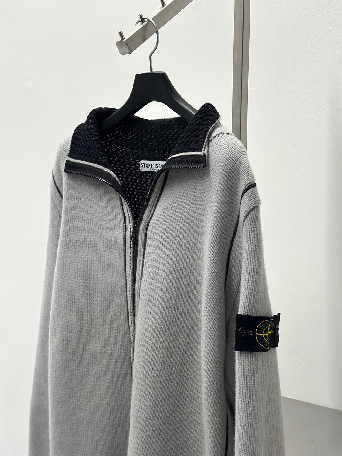 스톤아일랜드 04FW 네트 배색 울 니트집업  상품이미지3