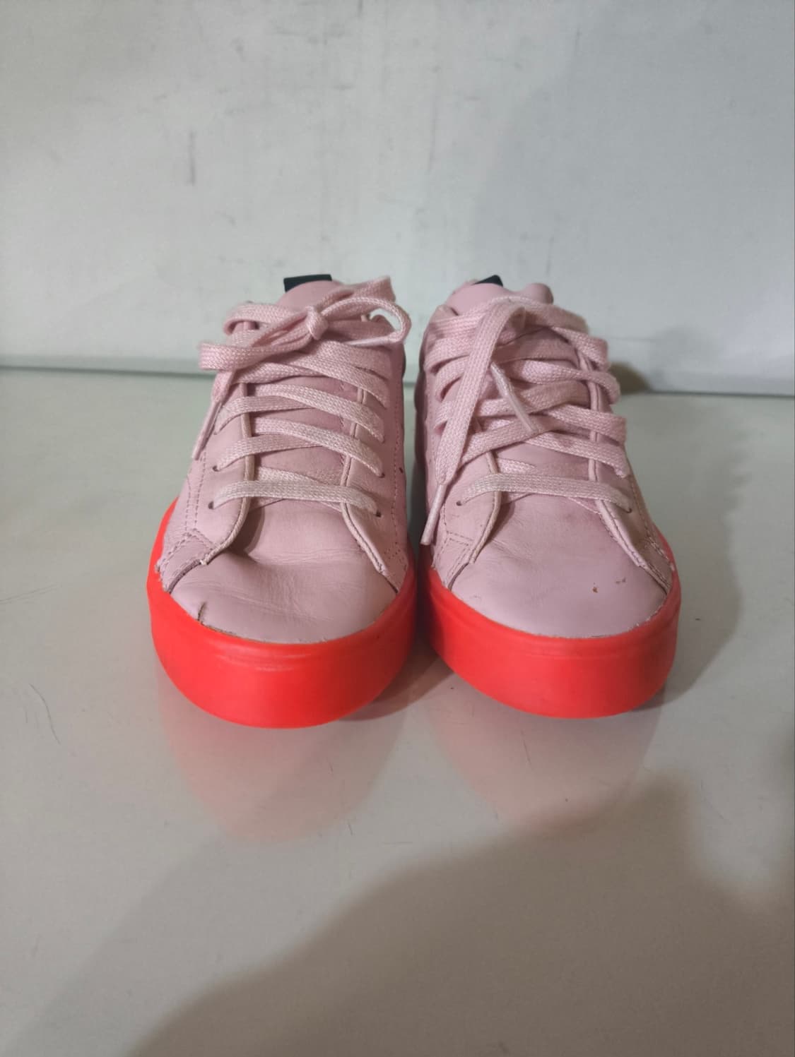 220mm 아디다스 슬릭 디바 레드 켄달제너 스니커즈 상품이미지3