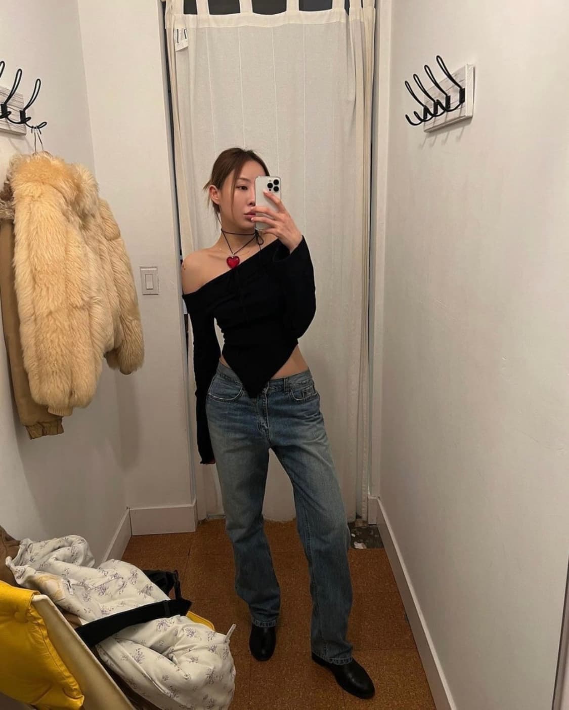 새상품) 글로니 베라 스윙 롱 슬리브 - 블랙 상품이미지1