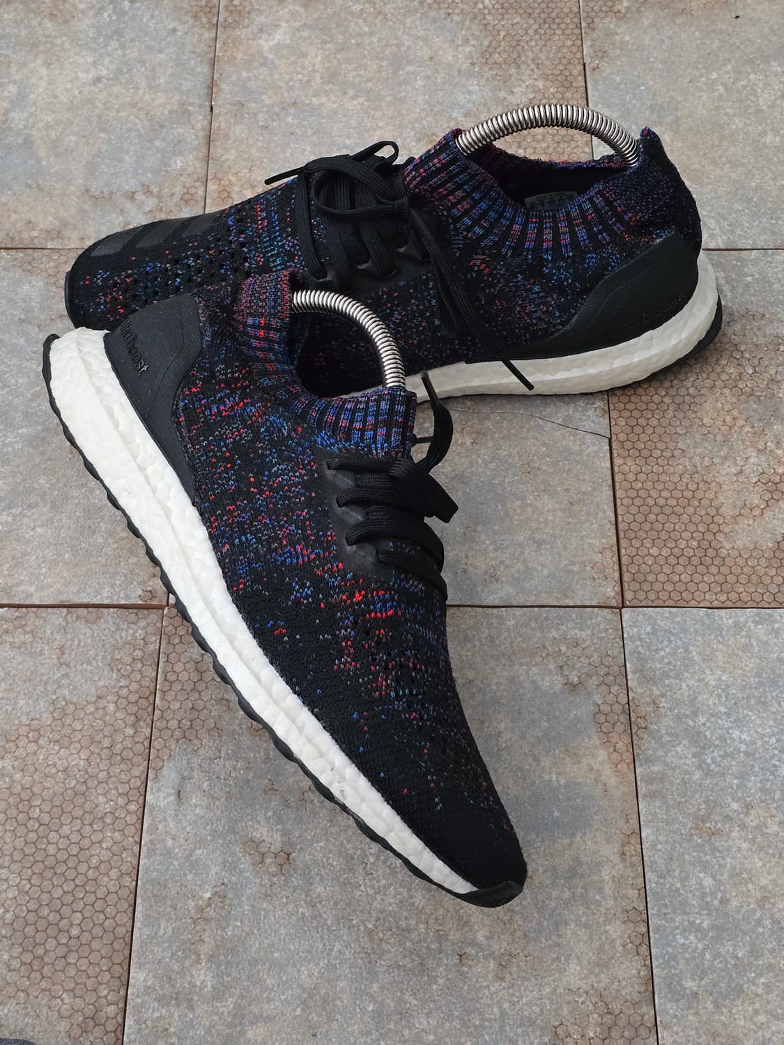 (275)아디다스 울트라부스트 언케이지드 상품이미지6