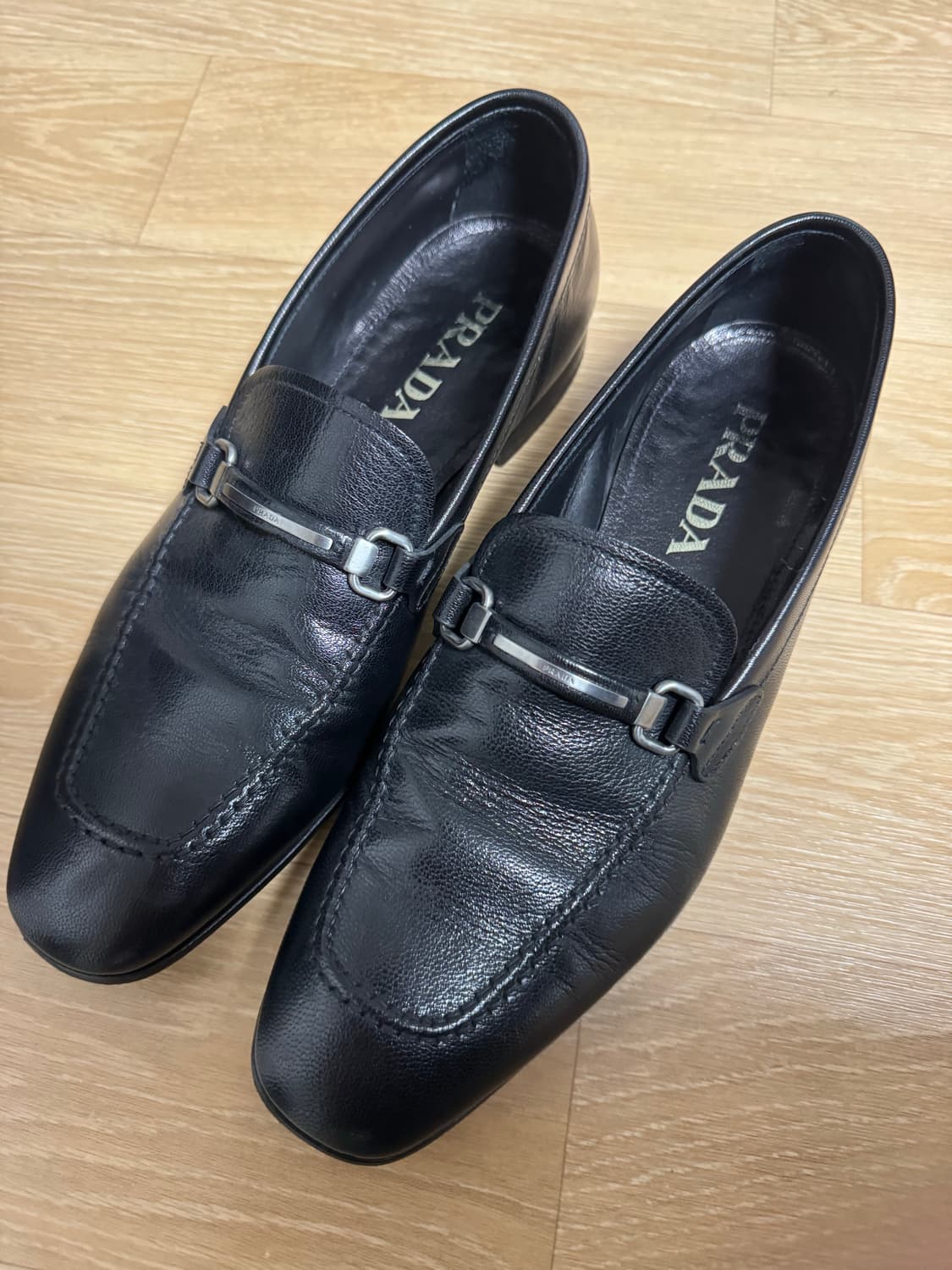 프라다 버클로퍼 상품이미지2