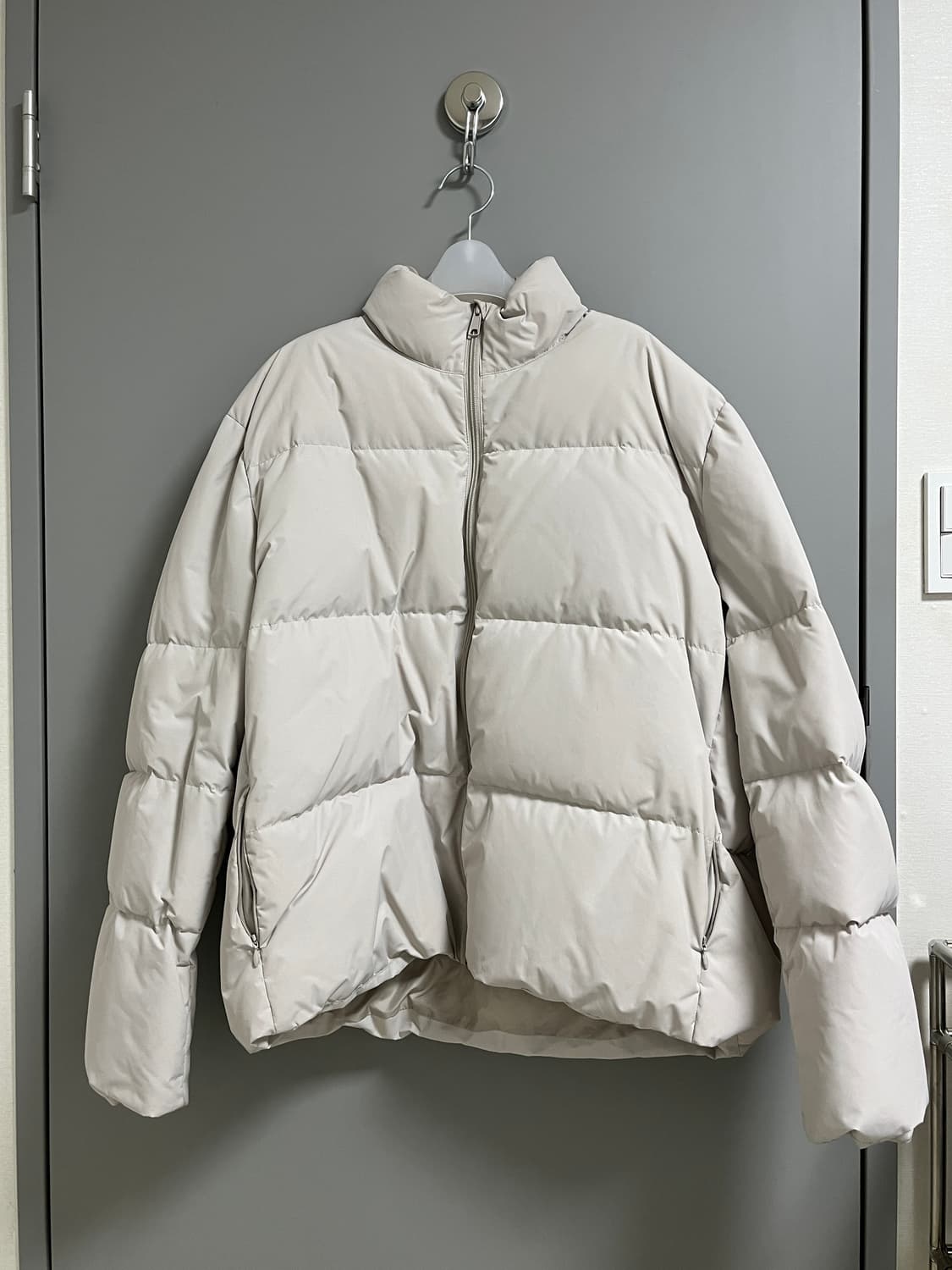 라벨 아카이브 아이보리 패딩 상품이미지1