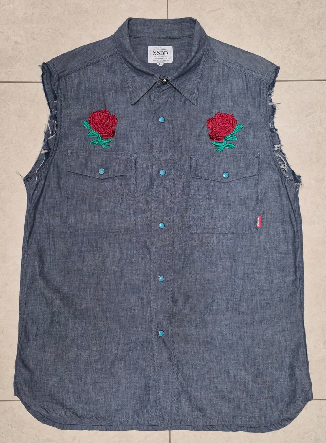 FUCT SSDD
Cut-Off Western Chambray Shirt 상품이미지1