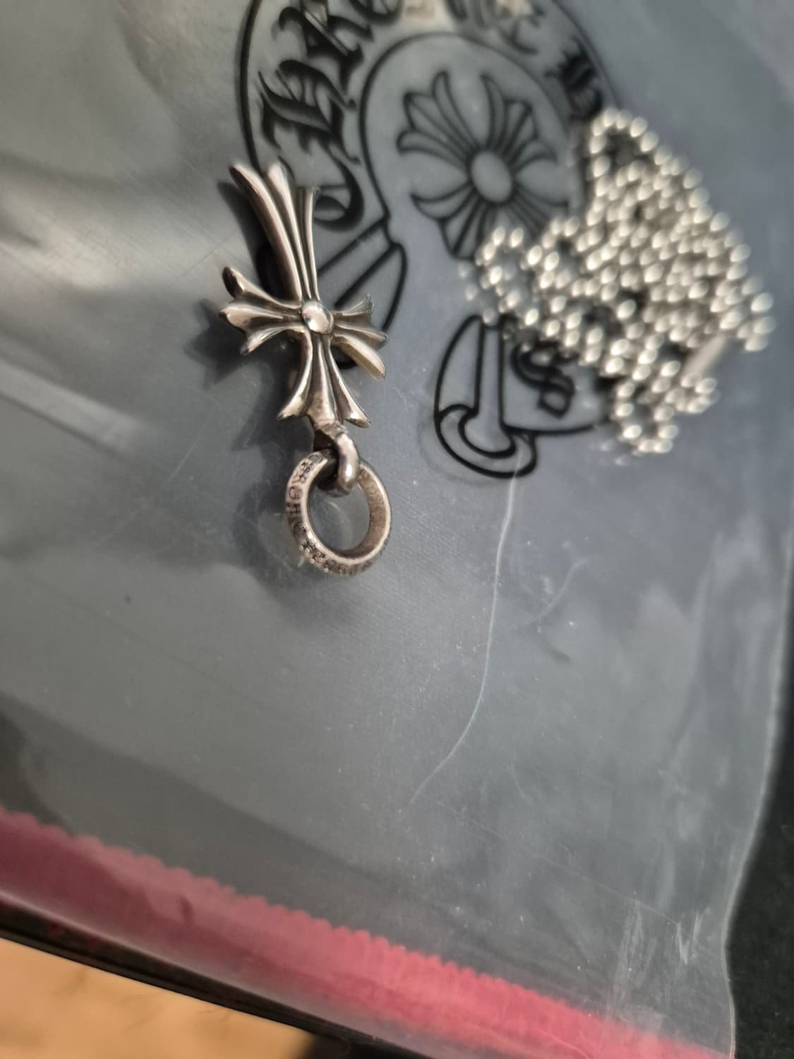 크롬하츠 타이니크로스 참  상품이미지3