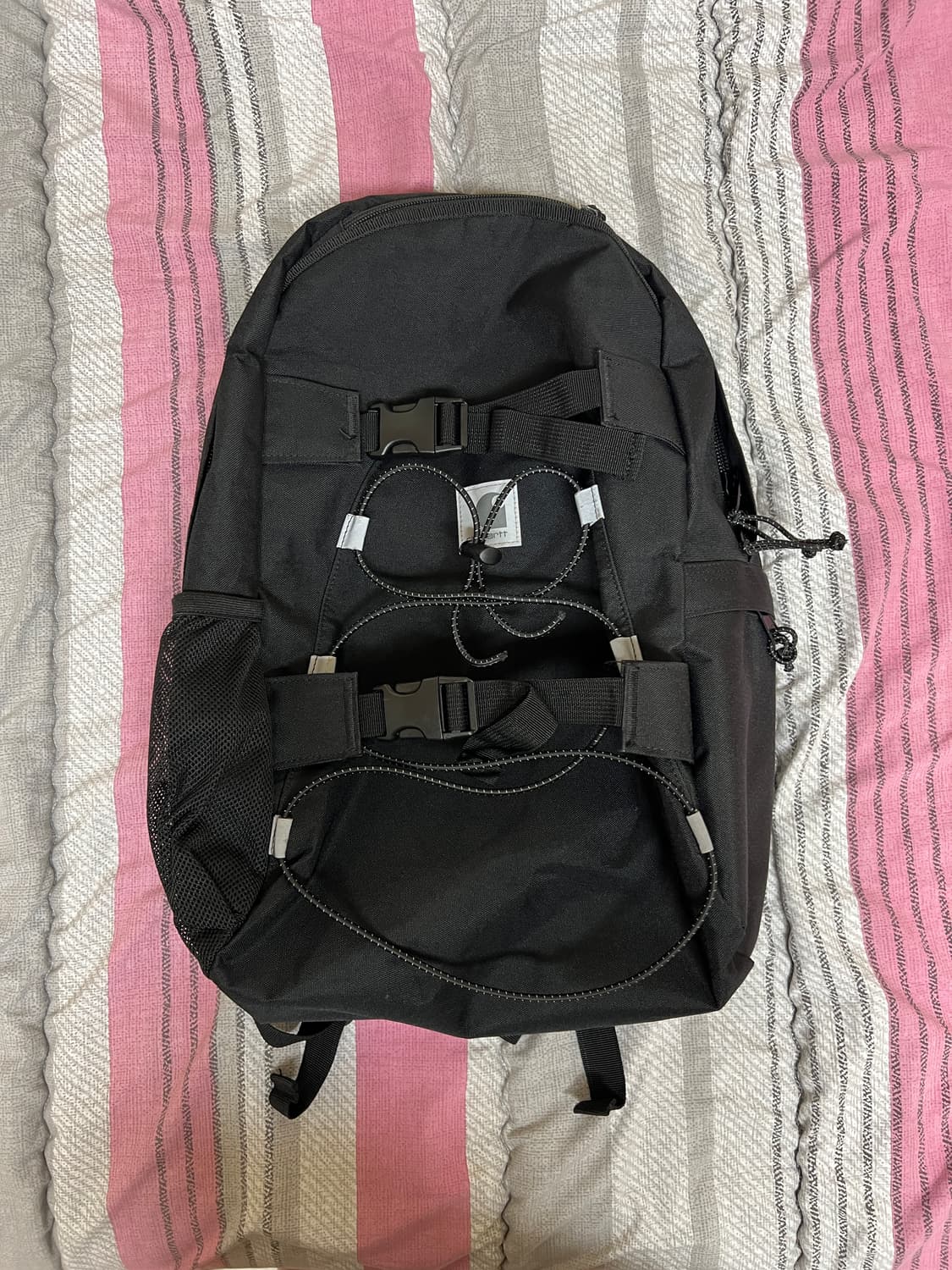 칼하트 리플렉티브 킥플립 백팩 상품이미지1