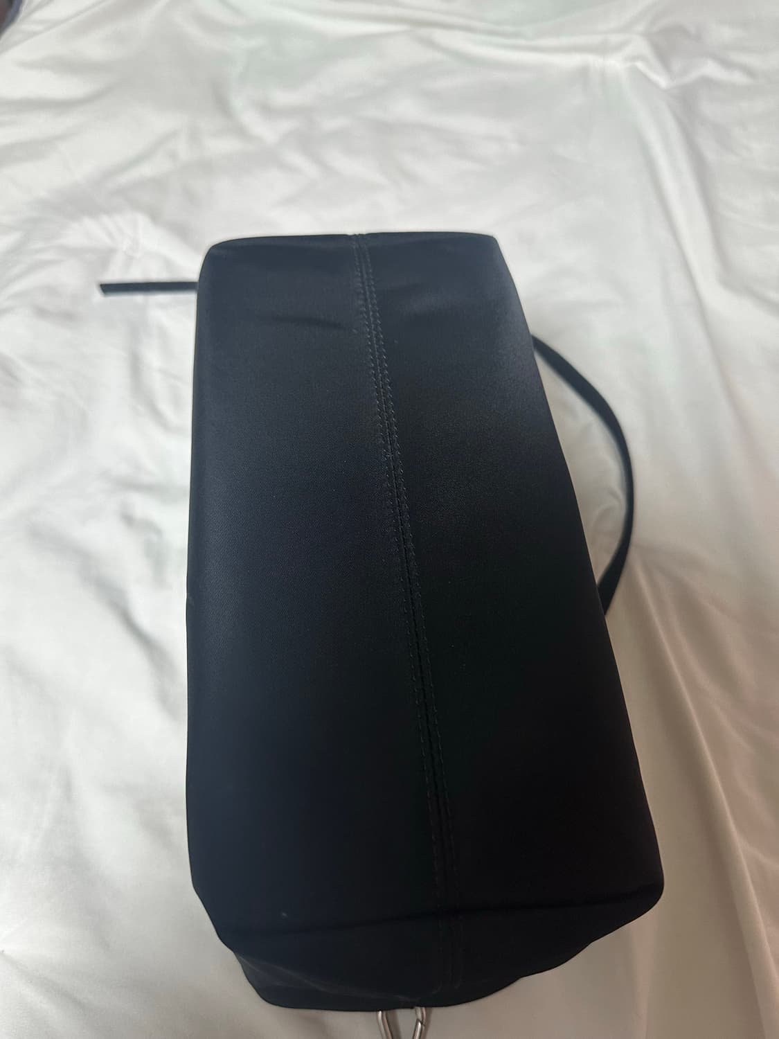 로우클래식 카라멜 박스 백 블랙 + 열쇠 키링 상품이미지9