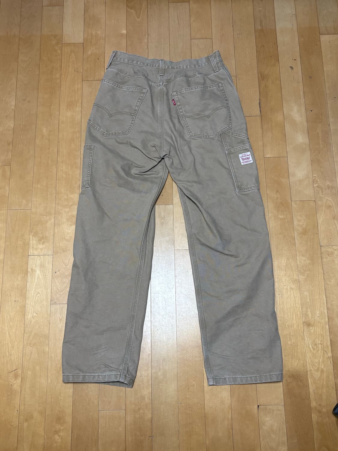 리바이스 568 카펜터 팬츠 베이지 상품이미지2