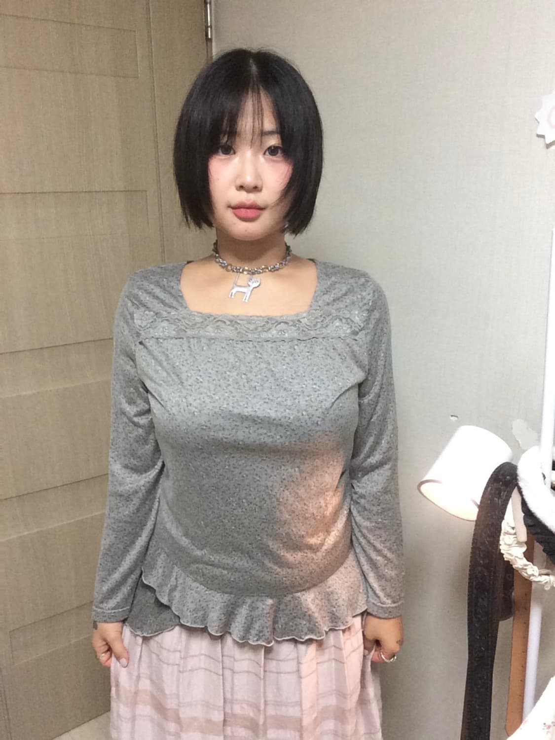 언발 프릴 잔꽃 롱슬리브 상품이미지1