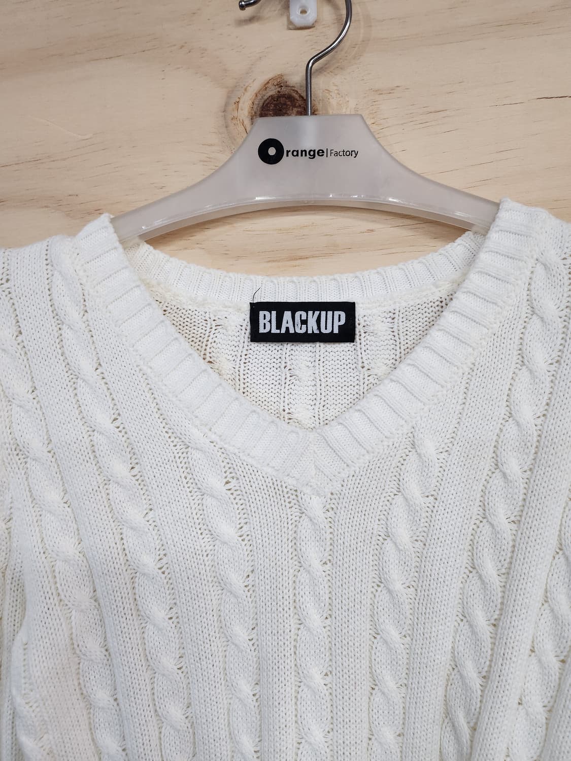 560) 블랙업 크롭 니트 상품이미지5