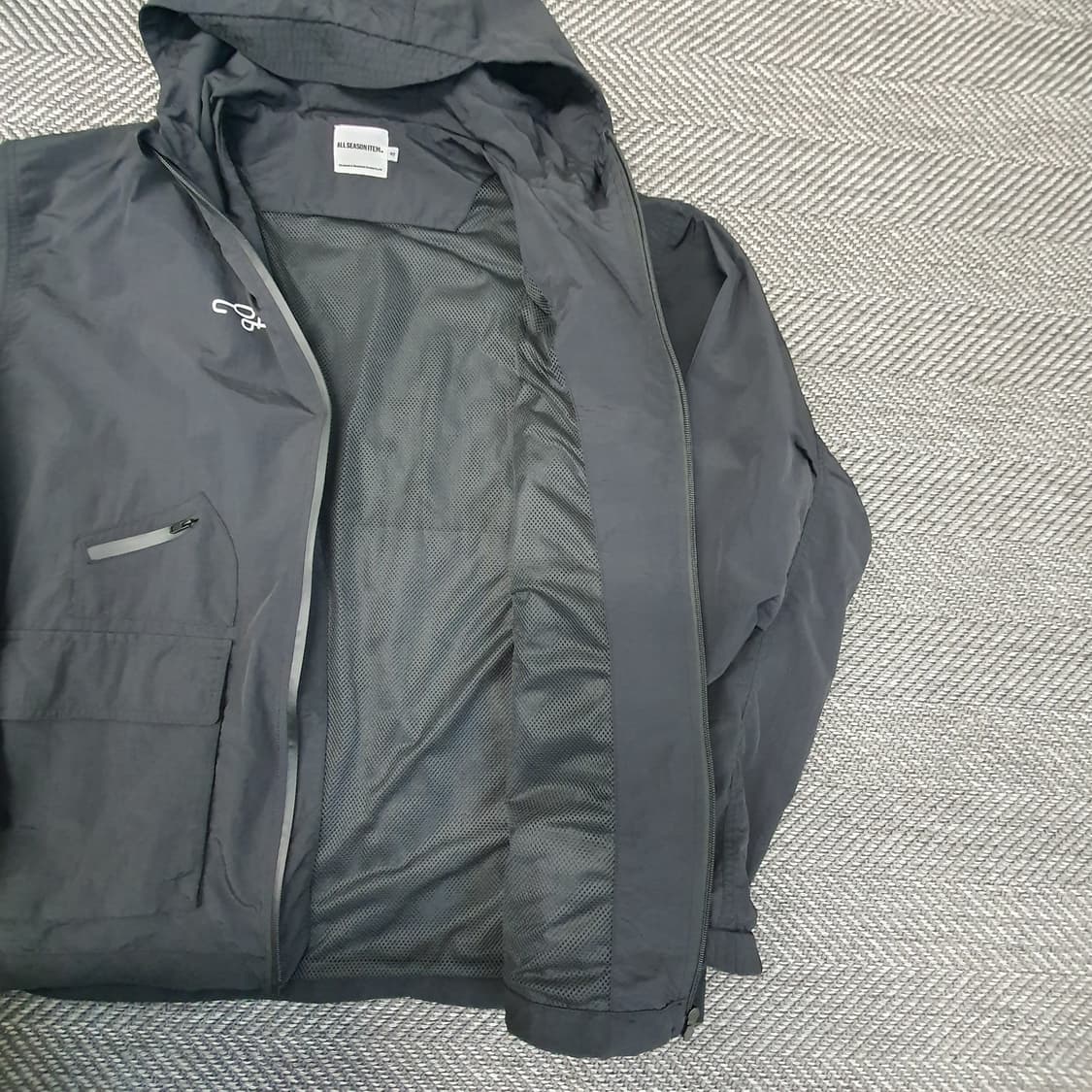 디미트리블랙 바람막이 후드집업 자켓 남자110 상품이미지5