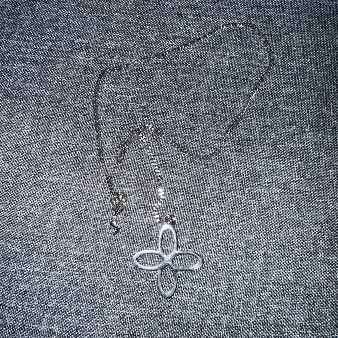 써저리 클로버 목걸이 상품이미지2