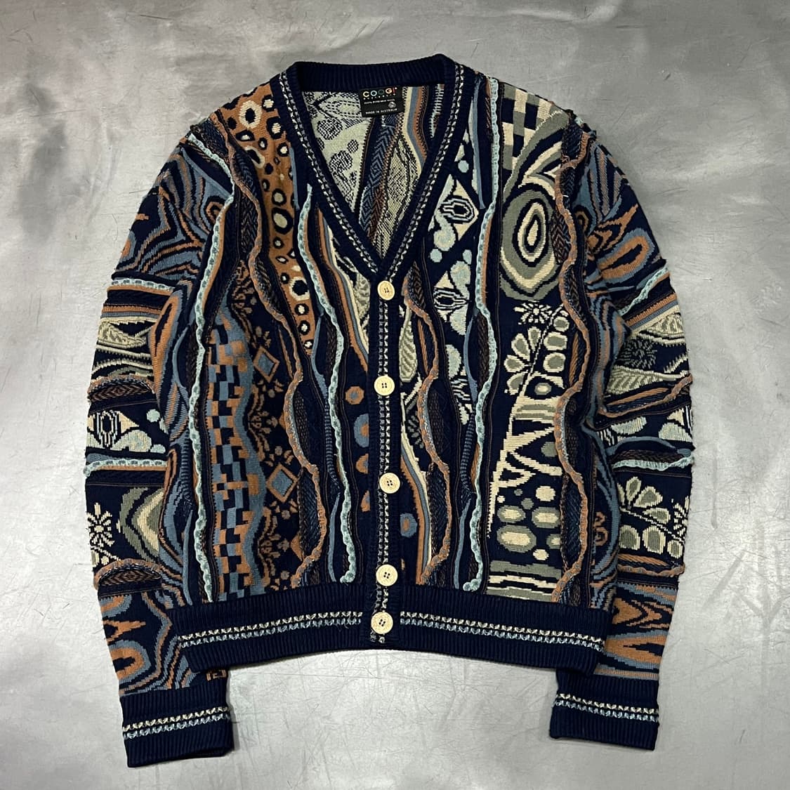  쿠지 패턴 케이블 니트 가디건 y14870 상품이미지1