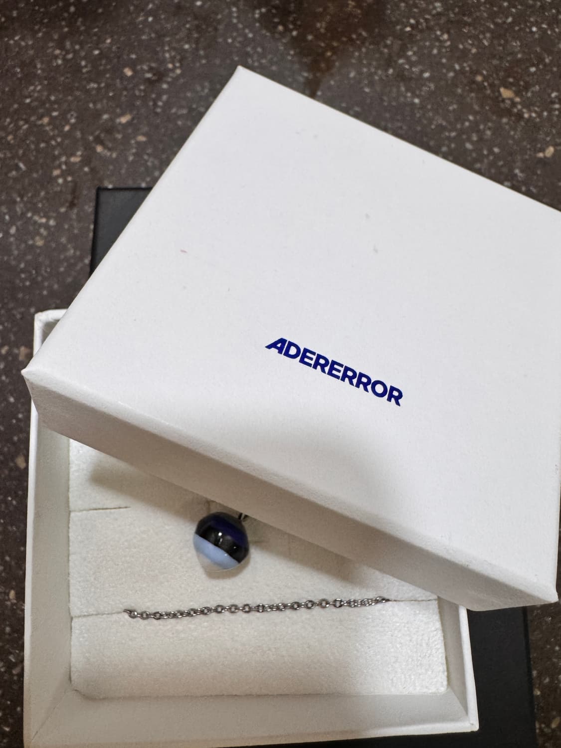 아더에러 디멘션 볼 네클리스 블루 상품이미지1