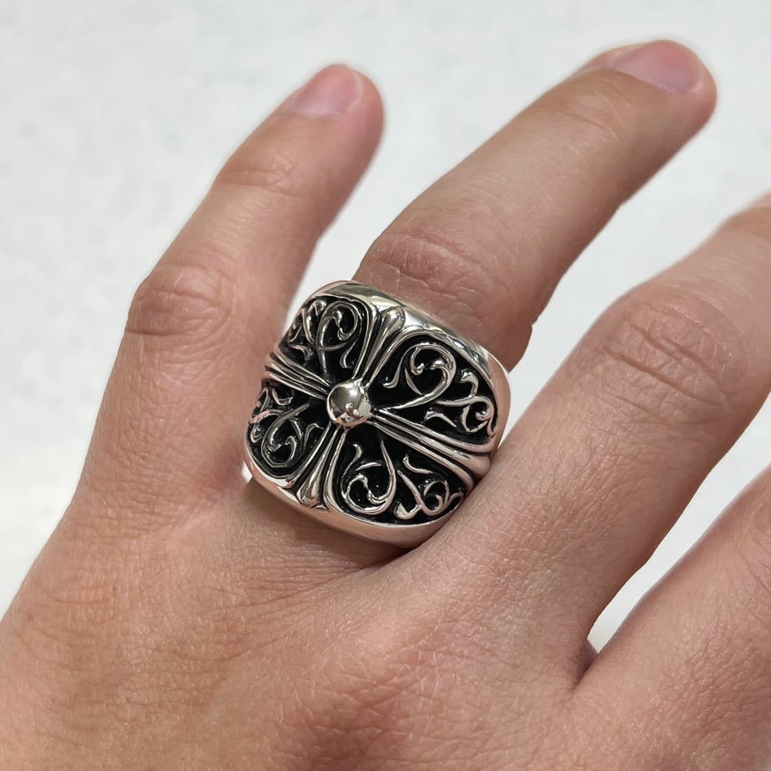 크롬하츠 클래식 오발링 크로스 상품이미지1