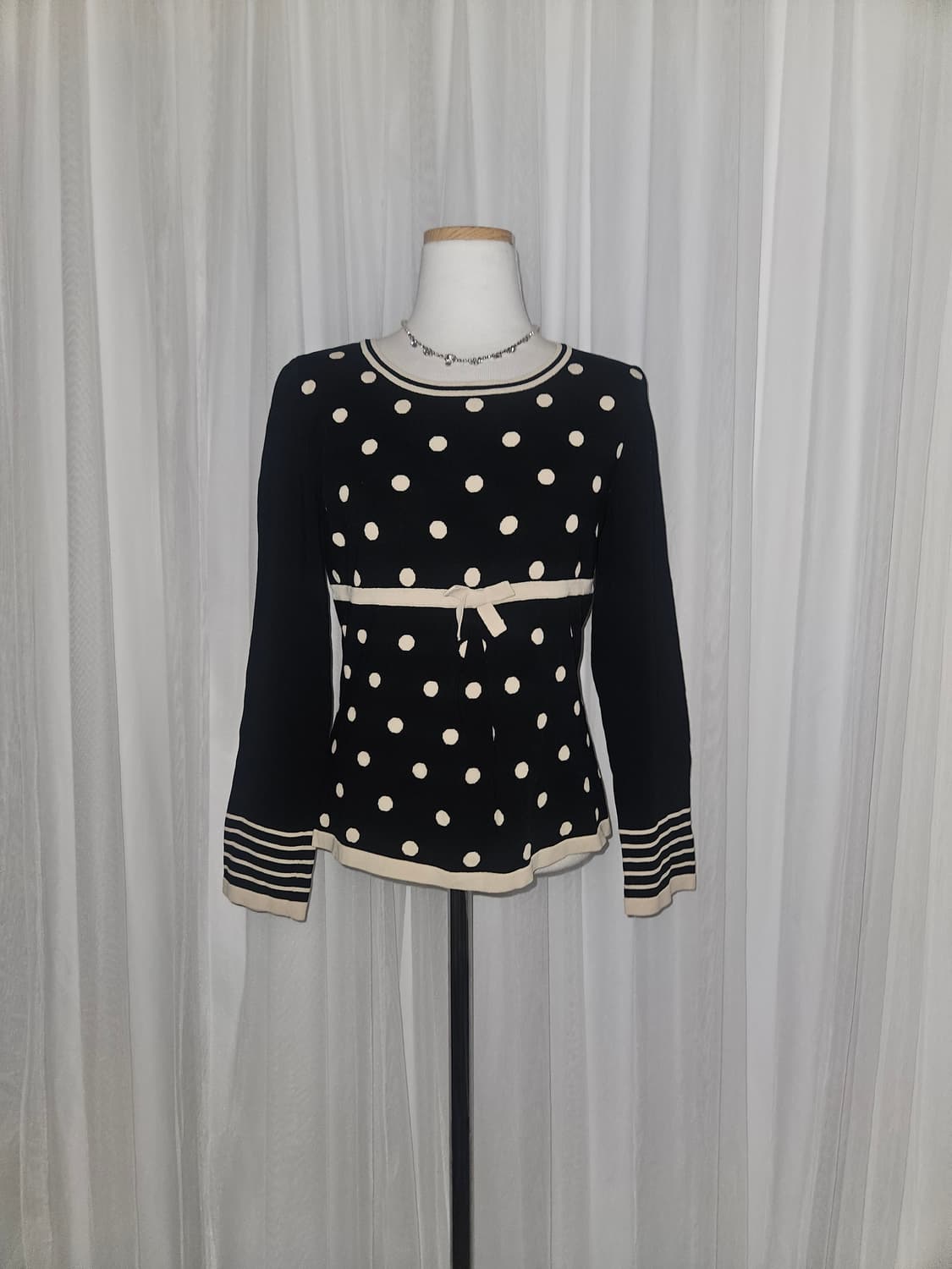 courreges 꾸레쥬 도트 네이비 히메 니트 상품이미지1