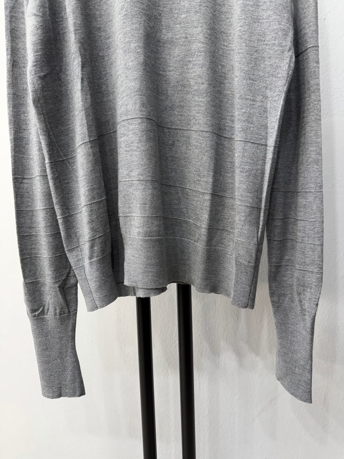 정품) COS 코스 남성 터틀넥 니트 S 상품이미지4