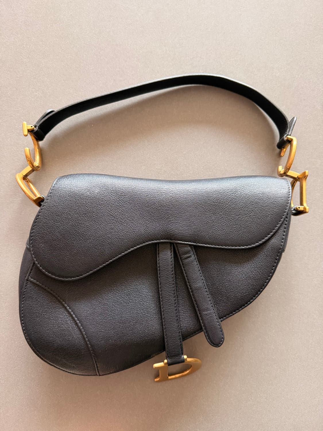 디올 새들백 염소가죽 미디움 미듐 상품이미지1