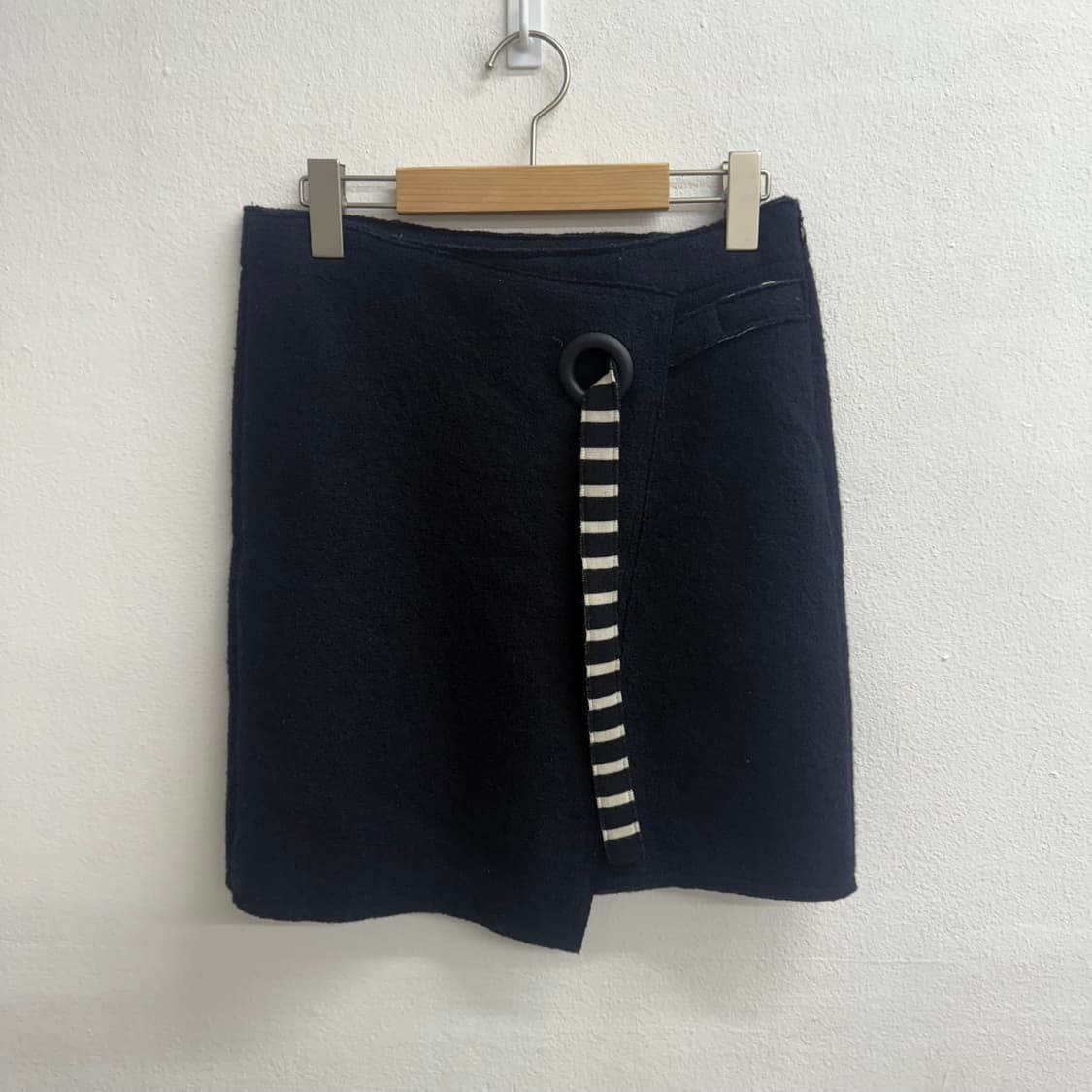 세인트제임스 미니 로고 울 네이비 미니 스커트 xxs 상품이미지3