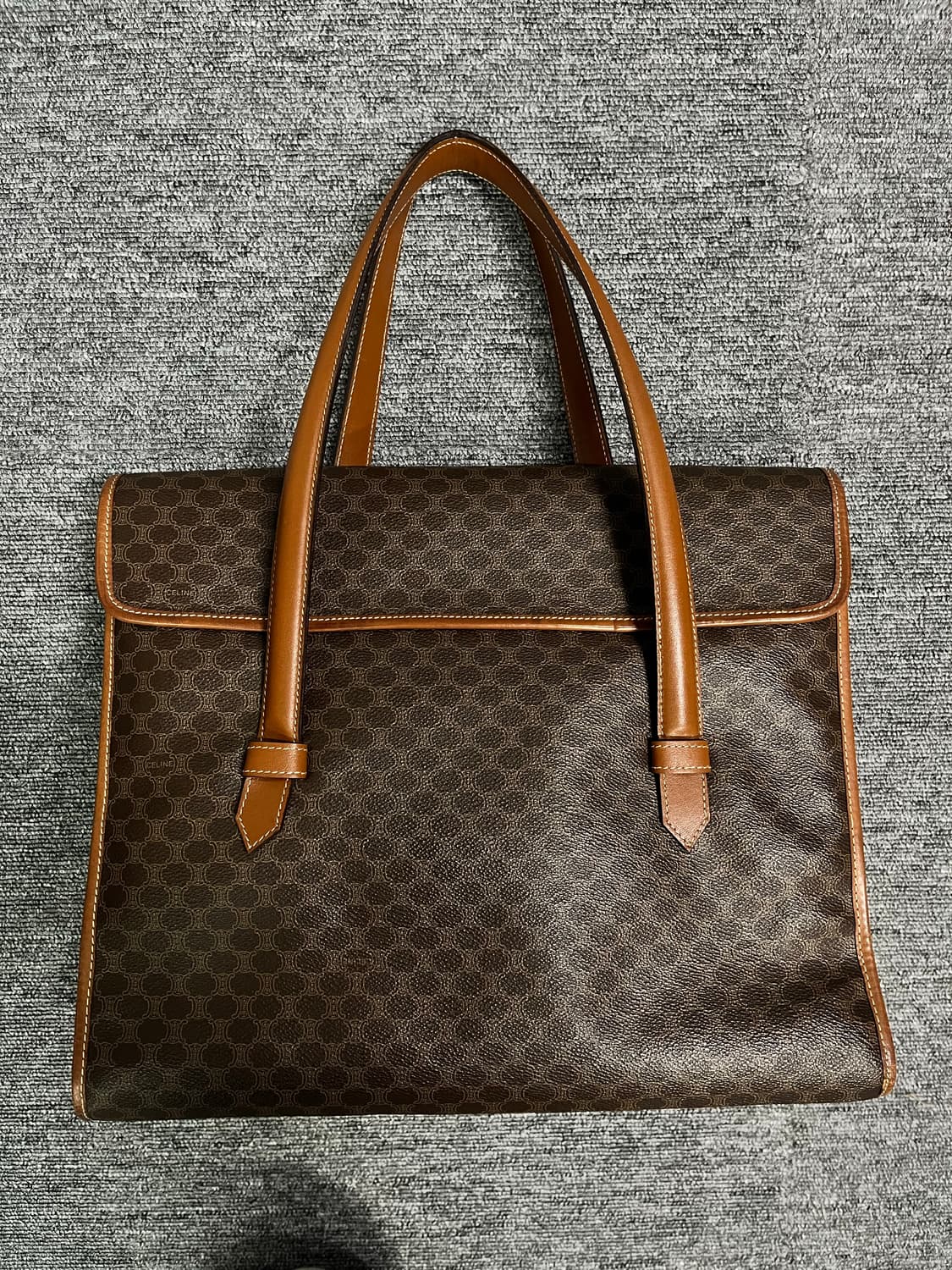 셀린느 마카담 토트백 상품이미지2