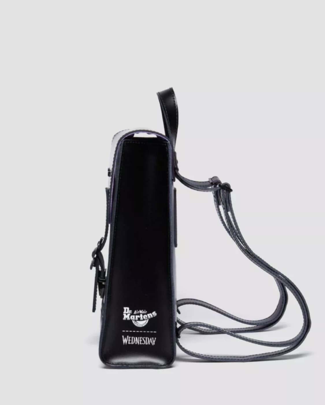 닥터마틴 X 웬즈데이 콜라보 백팩 고스 로리 상품이미지3