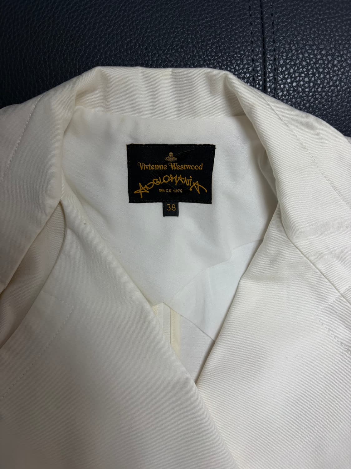 (백화점) 비비안 웨스트우드 앵글로매니아 아이보리 화이트 아방가르드 자켓 상품이미지4