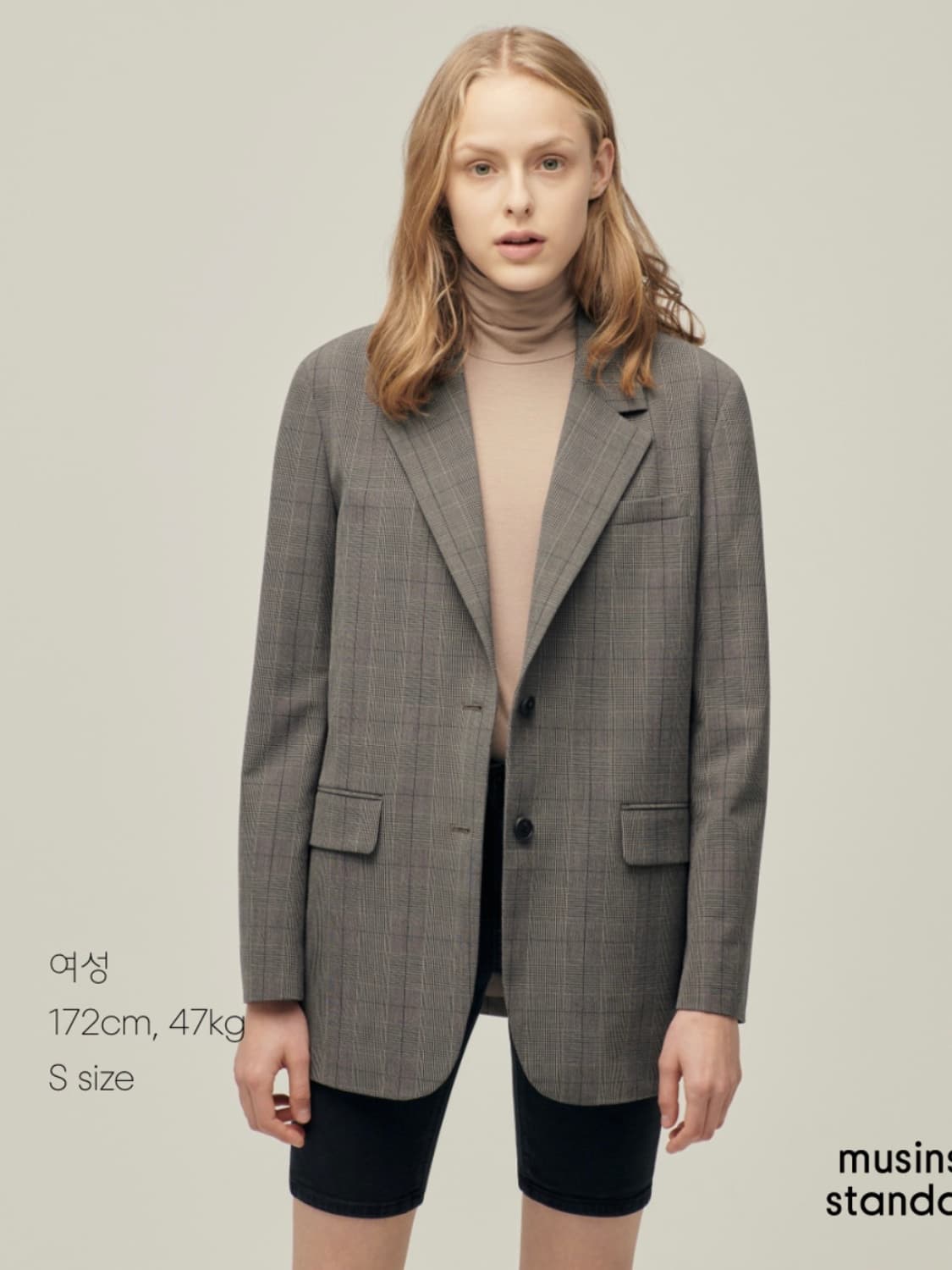 무신사 스탠다드 | 우먼즈 글렌 체크 오버사이즈 블레이저 다크 베이지 S 상품이미지4