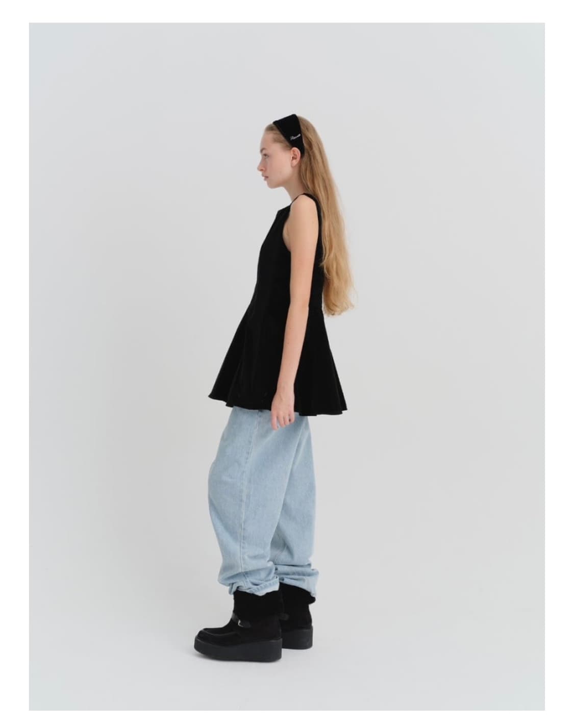 Ribbonbit Velvet Flare Mini Dress 블랙 상품이미지1