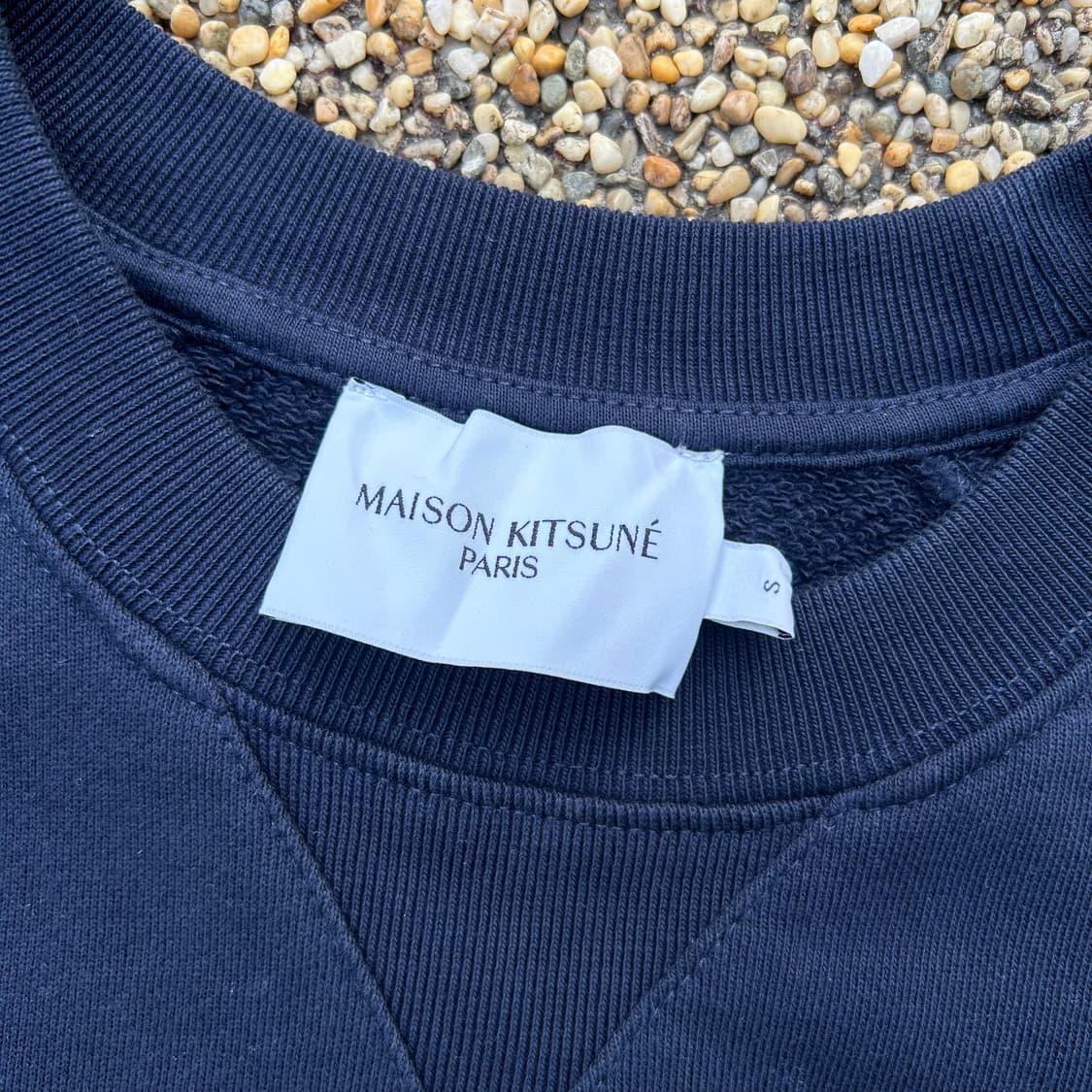 메종 키츠네(Maison Kitsune)칠랙스 폭스 패치 맨투맨 상품이미지5