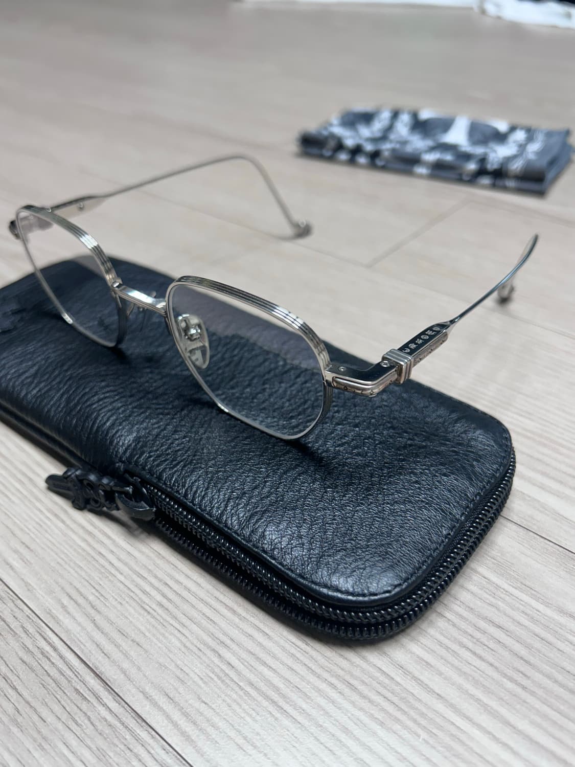 [49] 크롬하츠 바질릭토리안 실버 안경 상품이미지3