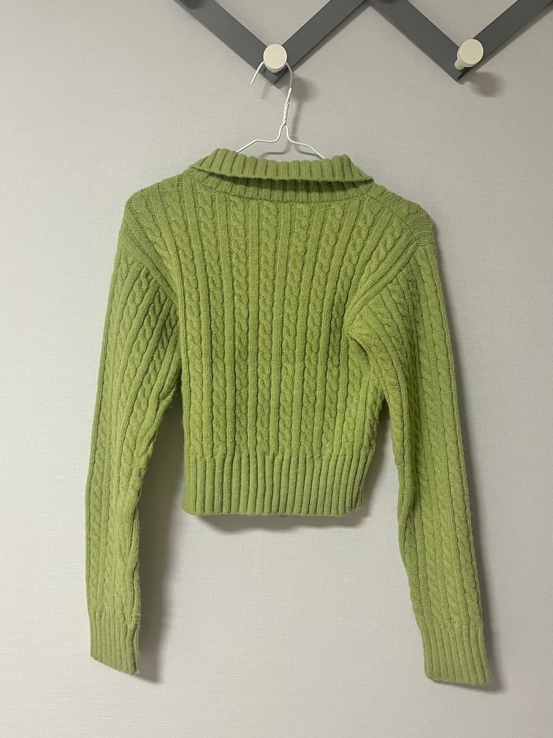 플레이스 스튜디오 풀오버 케이블 카라 집업 크롭 니트 자켓 상품이미지3