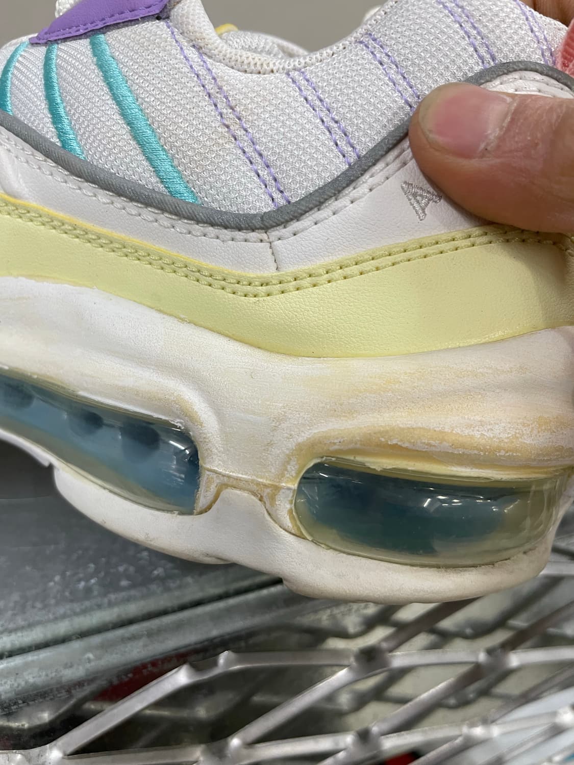 나이키 에어맥스 98 이스터 파스텔 245 상품이미지9