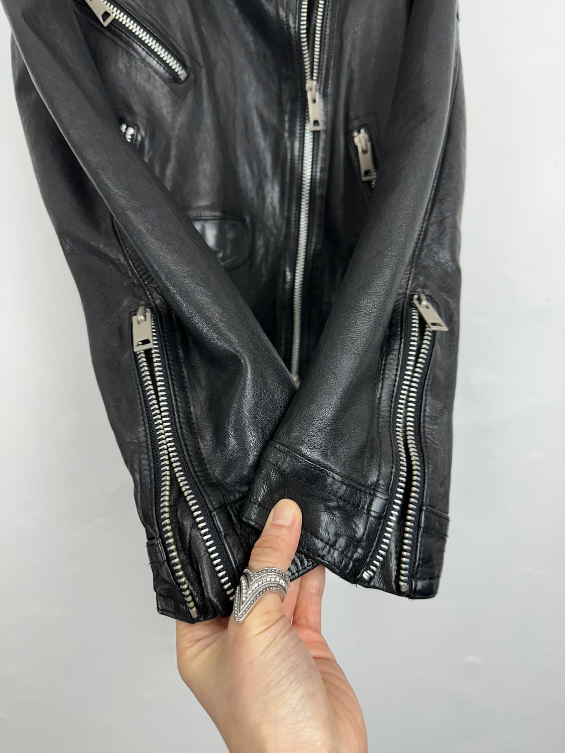 Belted 2-Way Lambskin Leather Jacket 상품이미지5