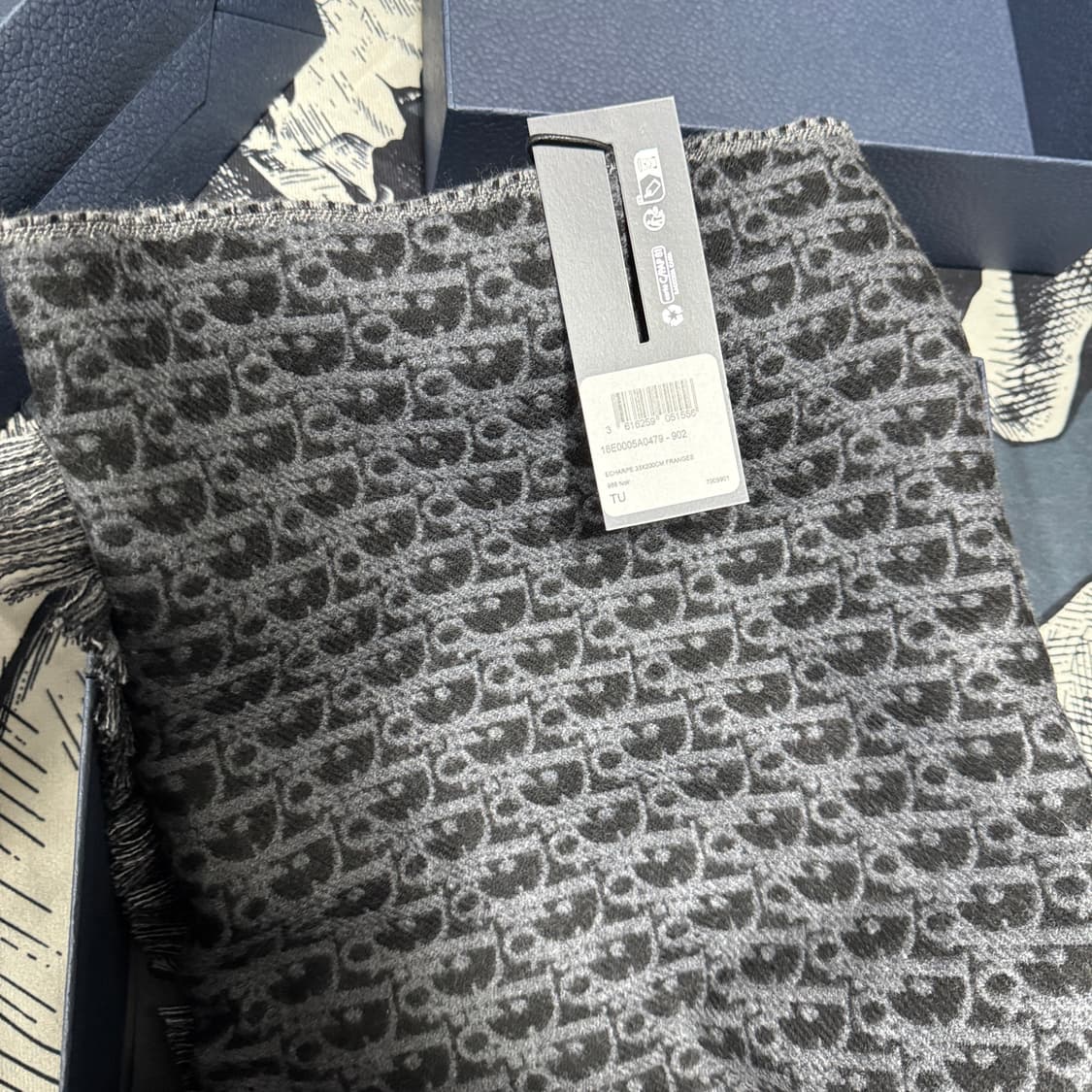 디올 오블리크 머플러 스카프 목도리 18E0005A0479 C9 88 D 상품이미지9