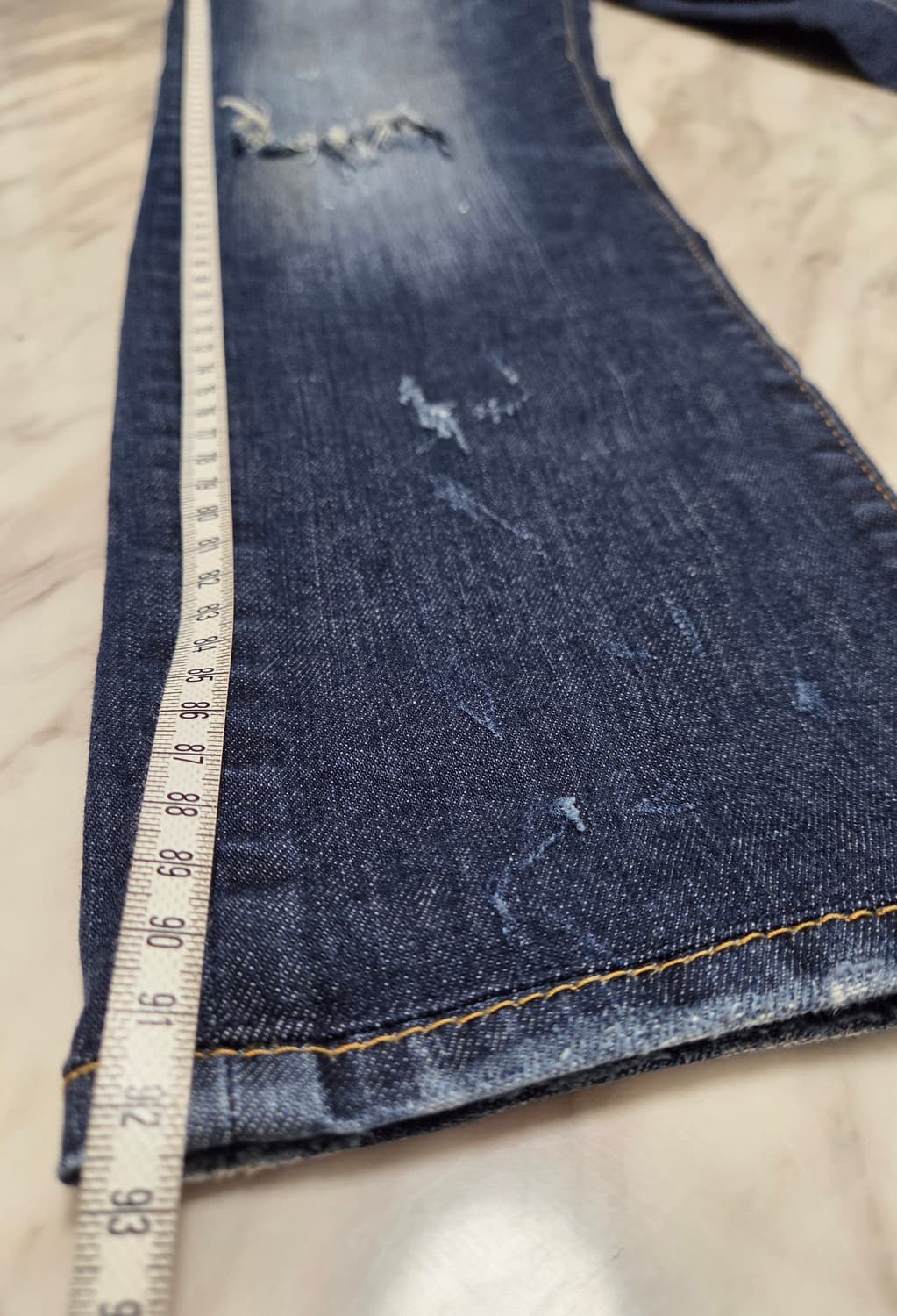 디스퀘어드 루키 레더 패치 데님팬츠 상품이미지4