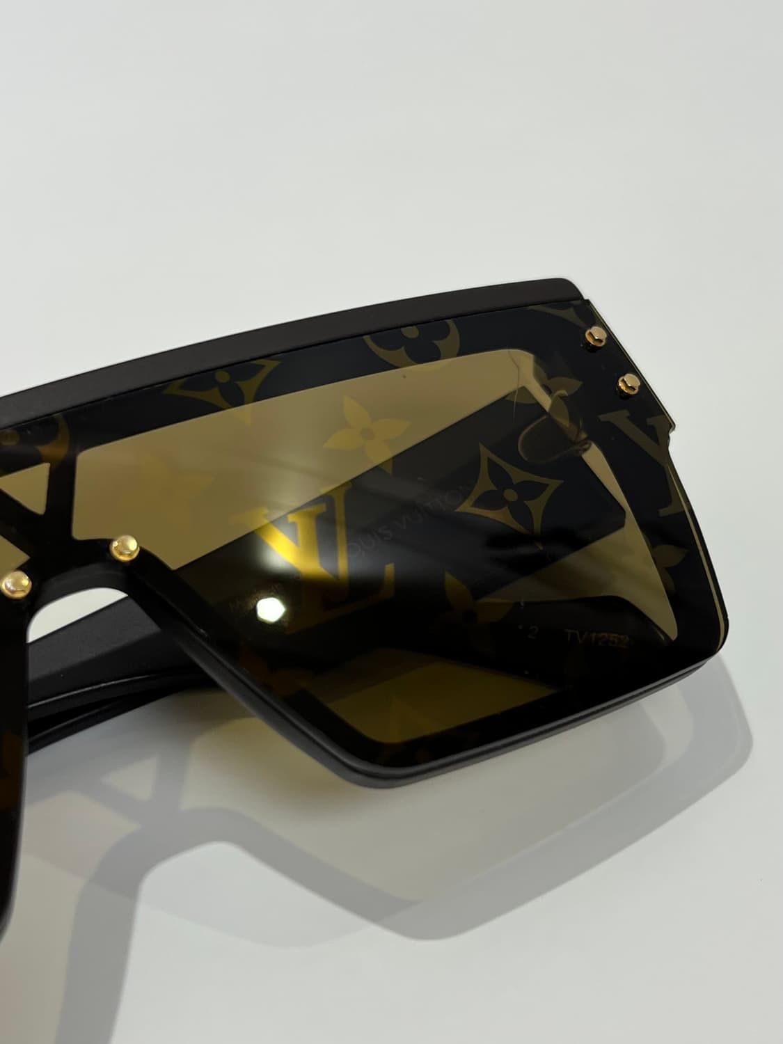 [정품] 루이비통 와이메아 L 선글라스 브라운 / Z1671E 상품이미지10