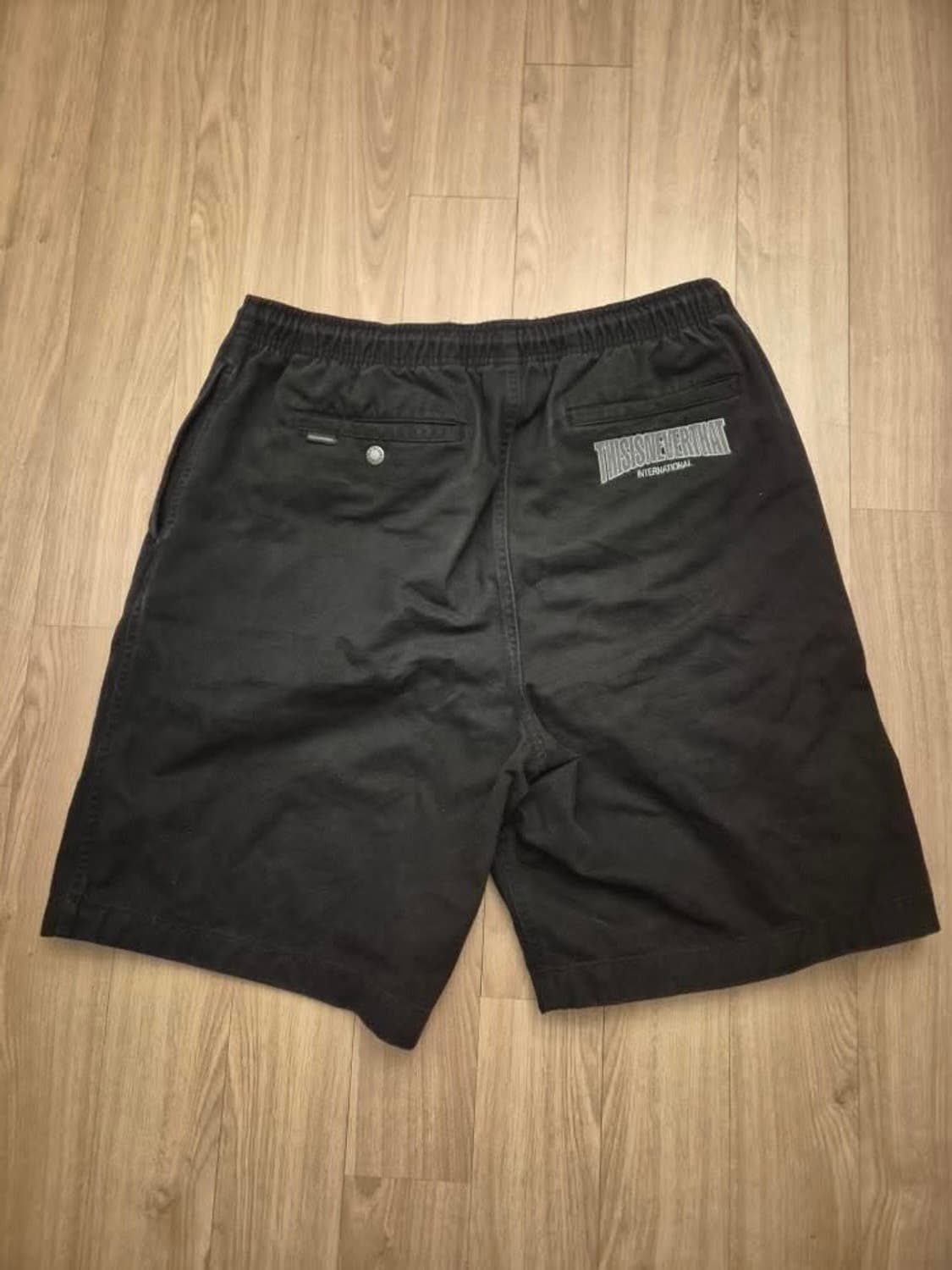 디스이즈네버댓 버뮤다 상품이미지1